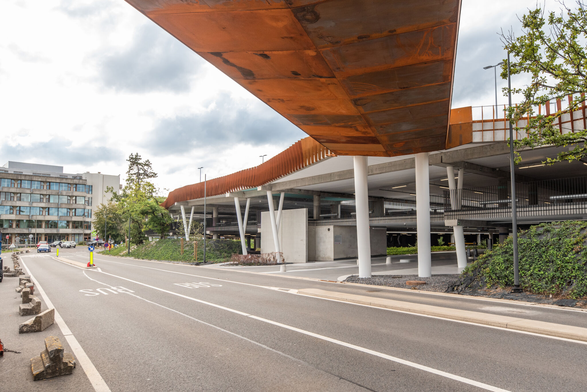 inauguration-des-nouveaux-parkings-du-chu-au-sart-tilman-eloy